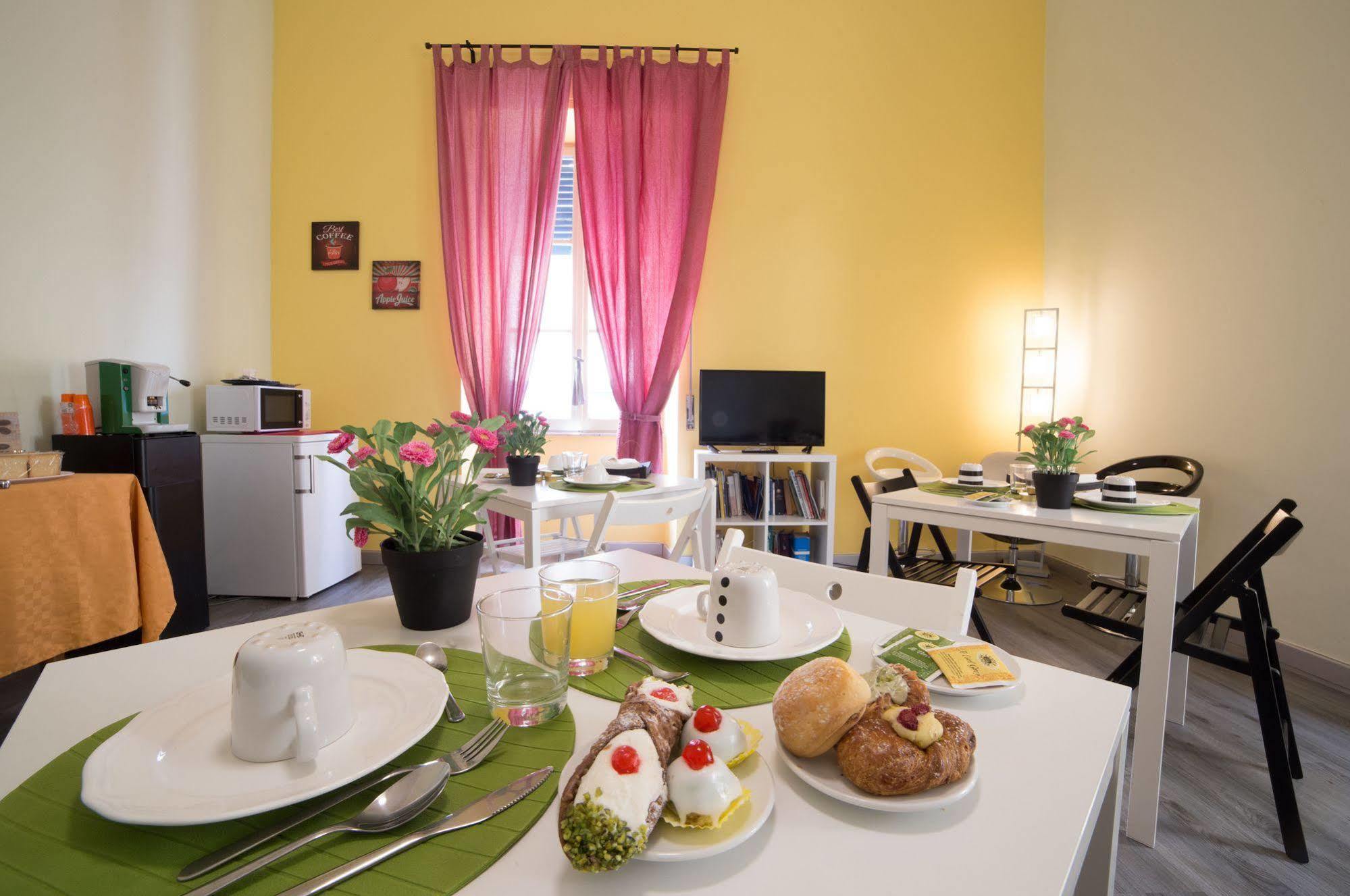 Tra L'Etna E Il Mare B&B CTA Eksteriør billede